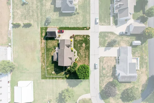 $439,000 | 960 Buena Vista Drive, Brownstown, IN 47220