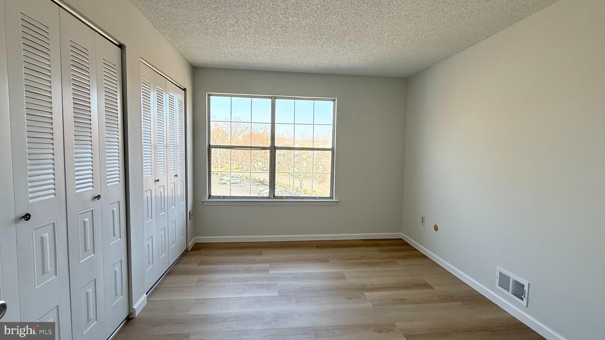 70 Juniper Way Hamilton, NJ 08619 - Photo 12 of 17
