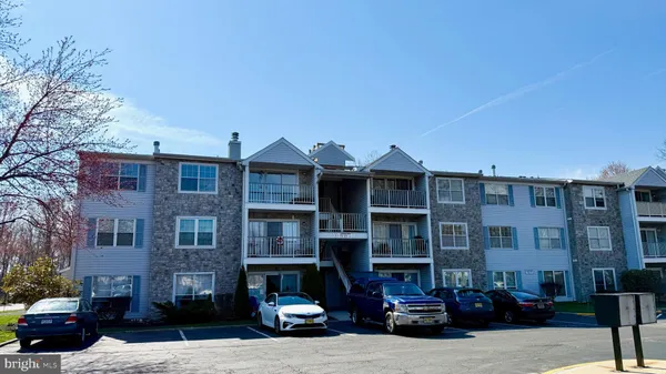 $314,900 | 70 Juniper Way, Hamilton, NJ 08619