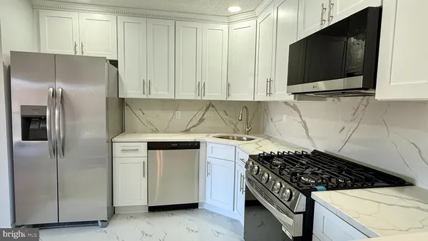 $314,900 | 70 Juniper Way, Hamilton, NJ 08619