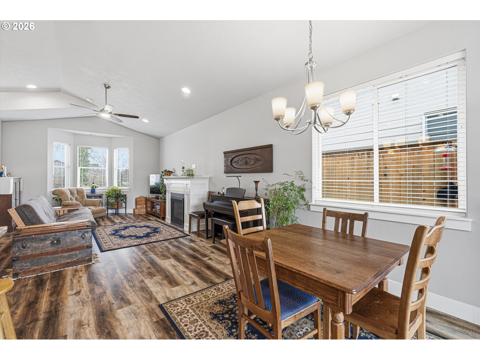 411 Southwest Oregon Falls Drive Dallas, OR 97338 - Photo 12 of 32