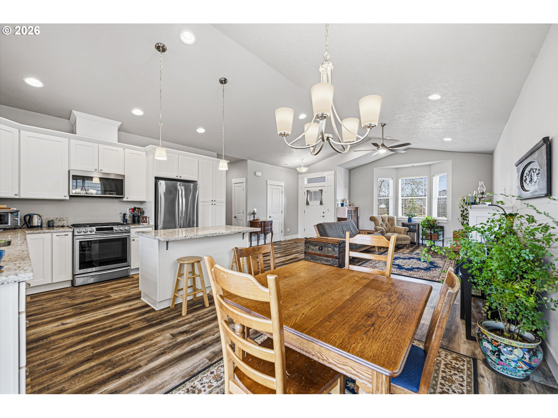 411 Southwest Oregon Falls Drive Dallas, OR 97338 - Photo 13 of 32