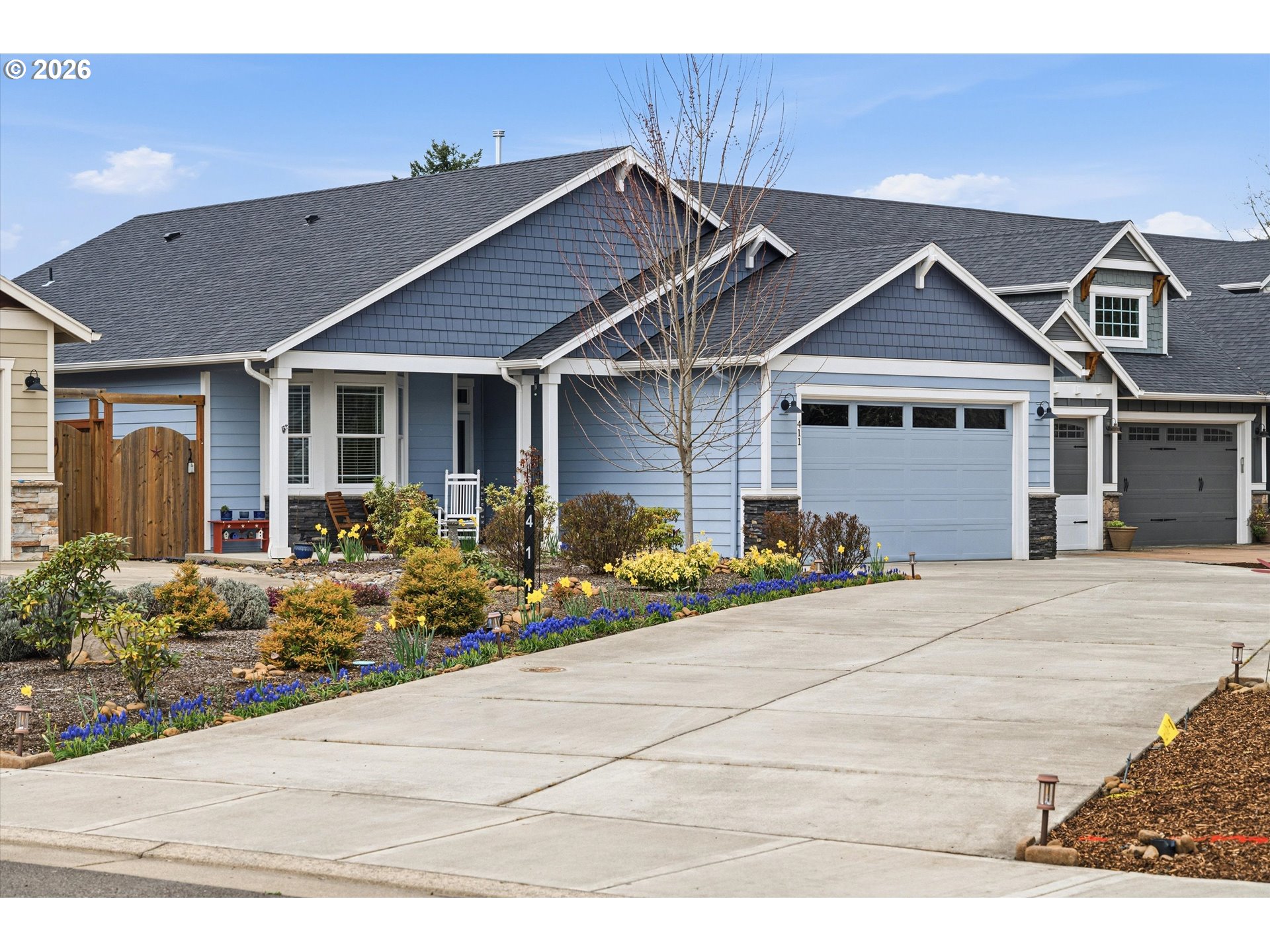 411 Southwest Oregon Falls Drive Dallas, OR 97338 - Photo 2 of 32