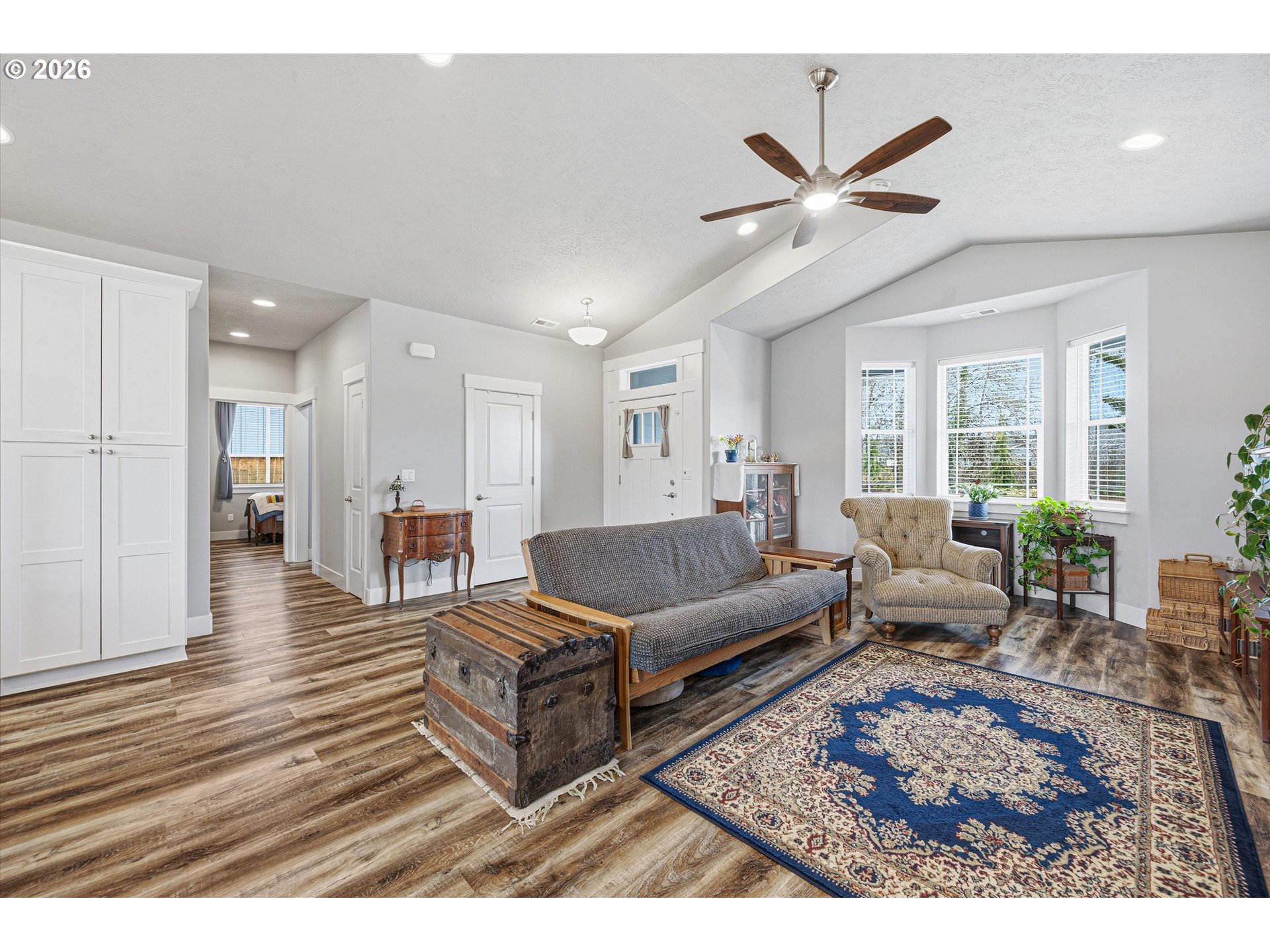 411 Southwest Oregon Falls Drive Dallas, OR 97338 - Photo 7 of 32