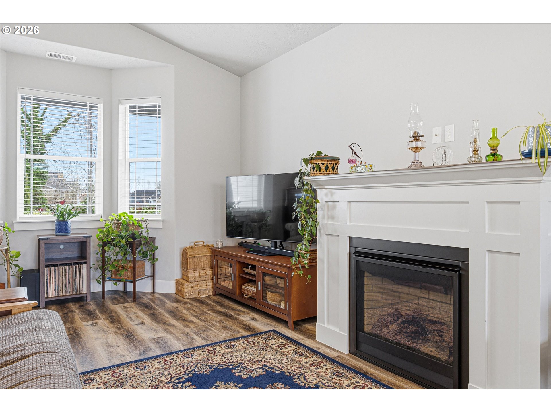 411 Southwest Oregon Falls Drive Dallas, OR 97338 - Photo 9 of 32