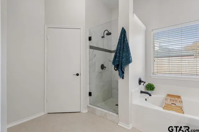 $314,999 | 916 Pam Drive, Tyler, TX 75703