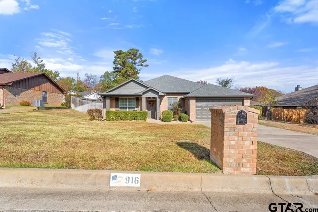 $314,999 | 916 Pam Drive, Tyler, TX 75703