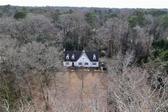 $1,599,999 | 700 Heards Ferry Road Northwest, Atlanta, GA 30328