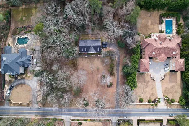 $1,599,999 | 700 Heards Ferry Road Northwest, Atlanta, GA 30328