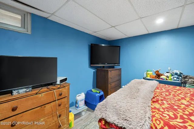 $165,000 | 248 Well Road, Greeley, PA 18425