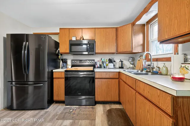 $165,000 | 248 Well Road, Greeley, PA 18425