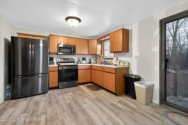 $165,000 | 248 Well Road, Greeley, PA 18425