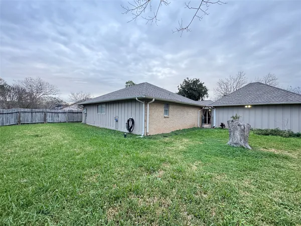 $2,200 | 9006 Covent Garden Street, Houston, TX 77031