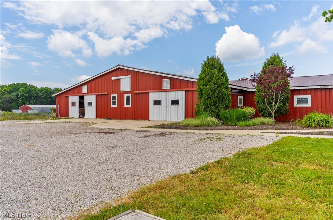 16490 Munn Road Chagrin Falls, OH 44023 - Photo 28 of 37