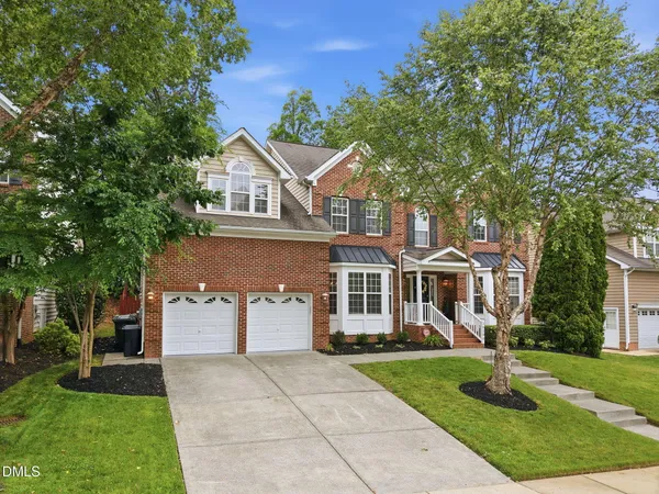 $899,900 | 10200 Thoughtful Spot Way, Raleigh, NC 27614