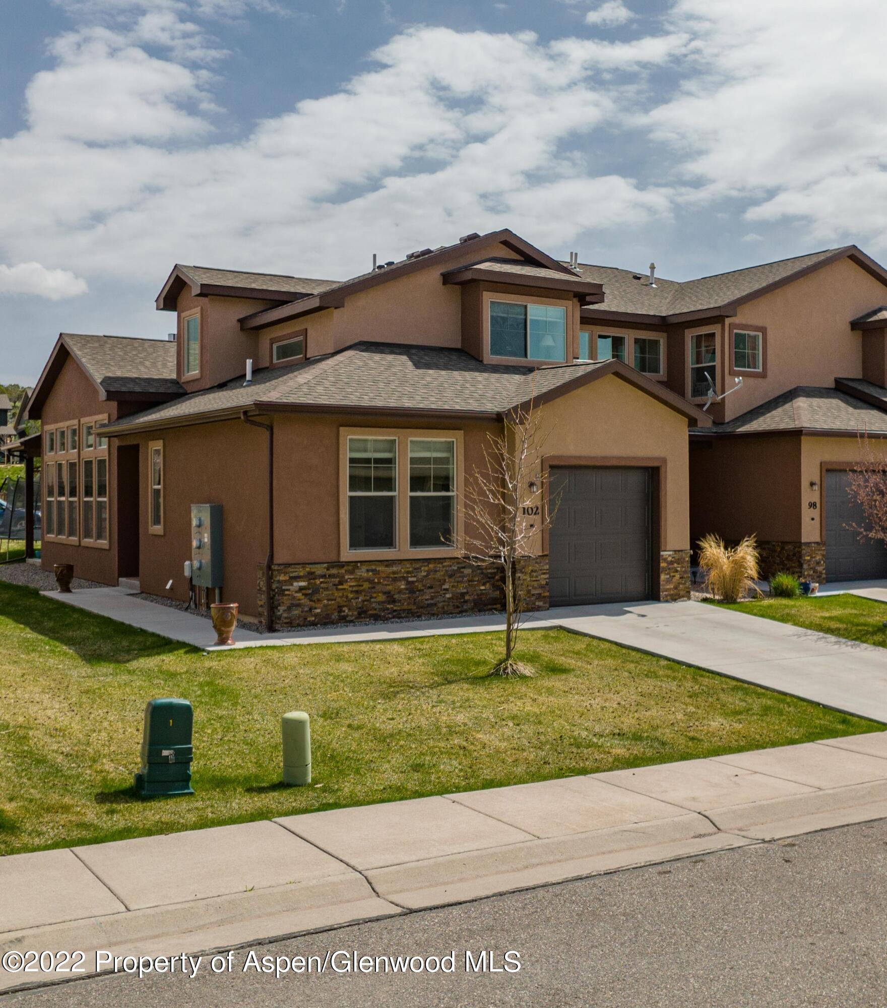 102 Redstone Drive, New Castle, CO 81647 Compass
