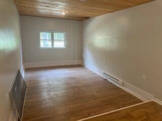 3499 Paint Creek Road Stanton, KY 40380 - Photo 21 of 29 Family Room 2