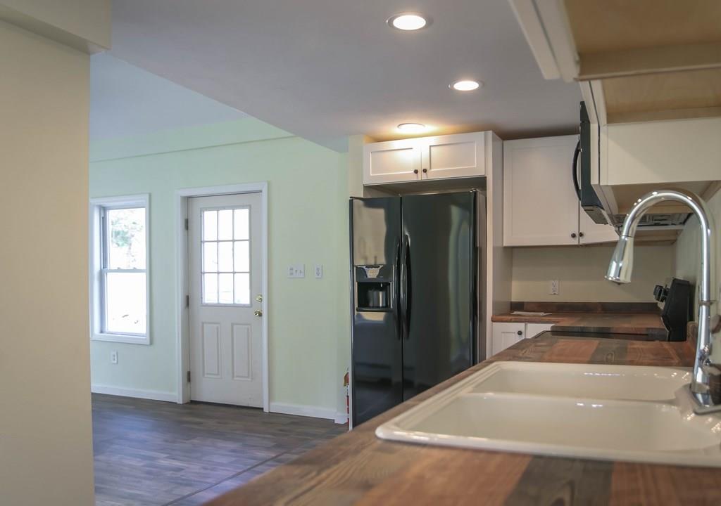 35 Fiskdale Road Brookfield, MA 01506 - Photo 4 of 24 Gallery Image 4