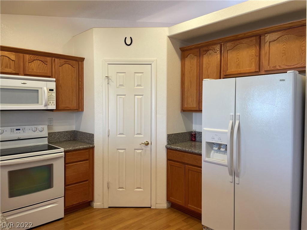 761 Wells Road Pahrump, NV 89060 - Photo 11 of 29 Gallery Image 11