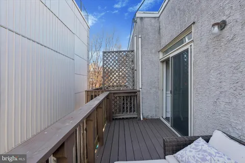 $2,200 | 1544 South Street, Unit C, Philadelphia, PA 19146