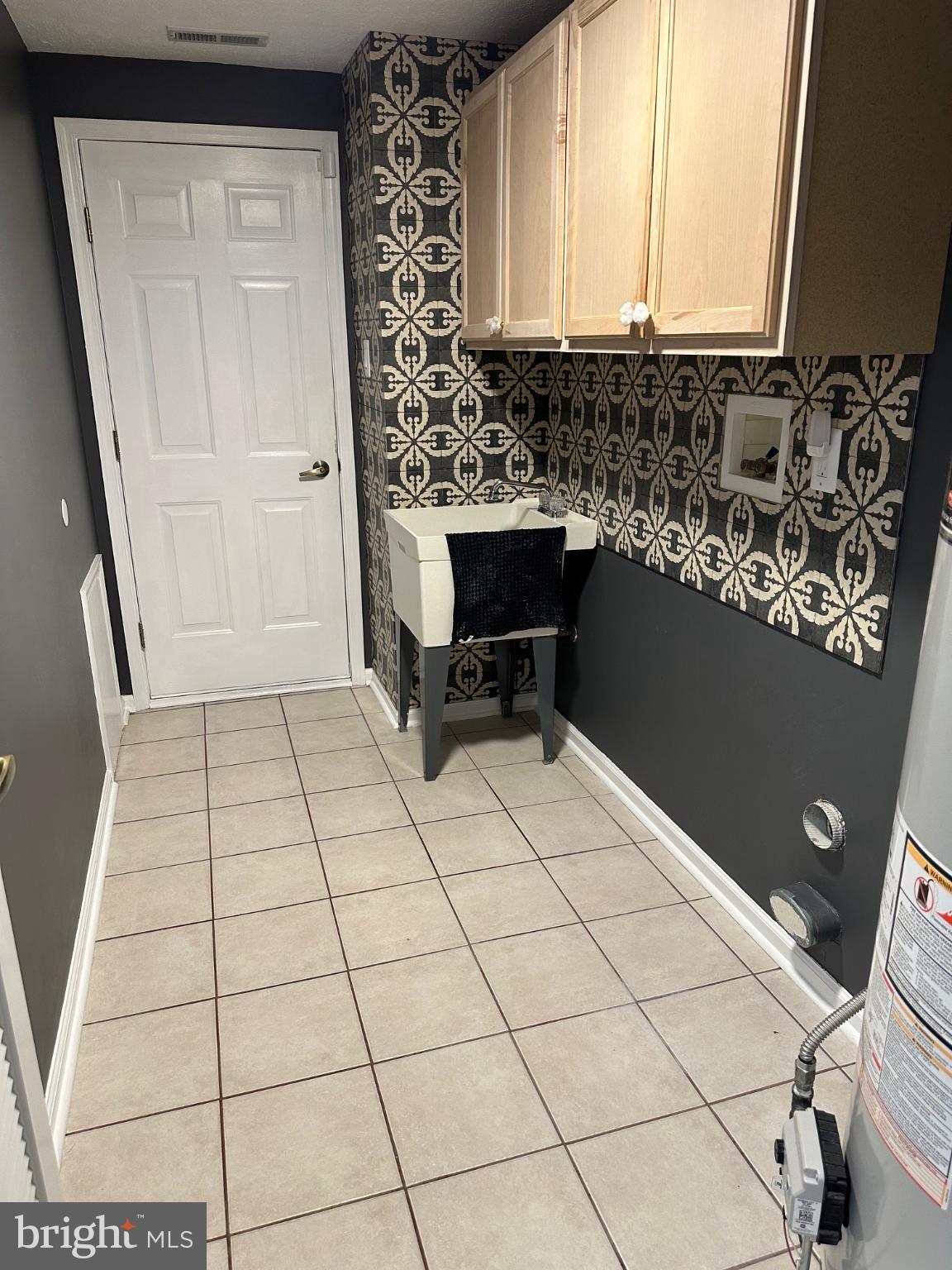 48 Maple Leaf Circle Sewell, NJ 08080 - Photo 19 of 23 a bathroom with a sink a toilet and a mirror