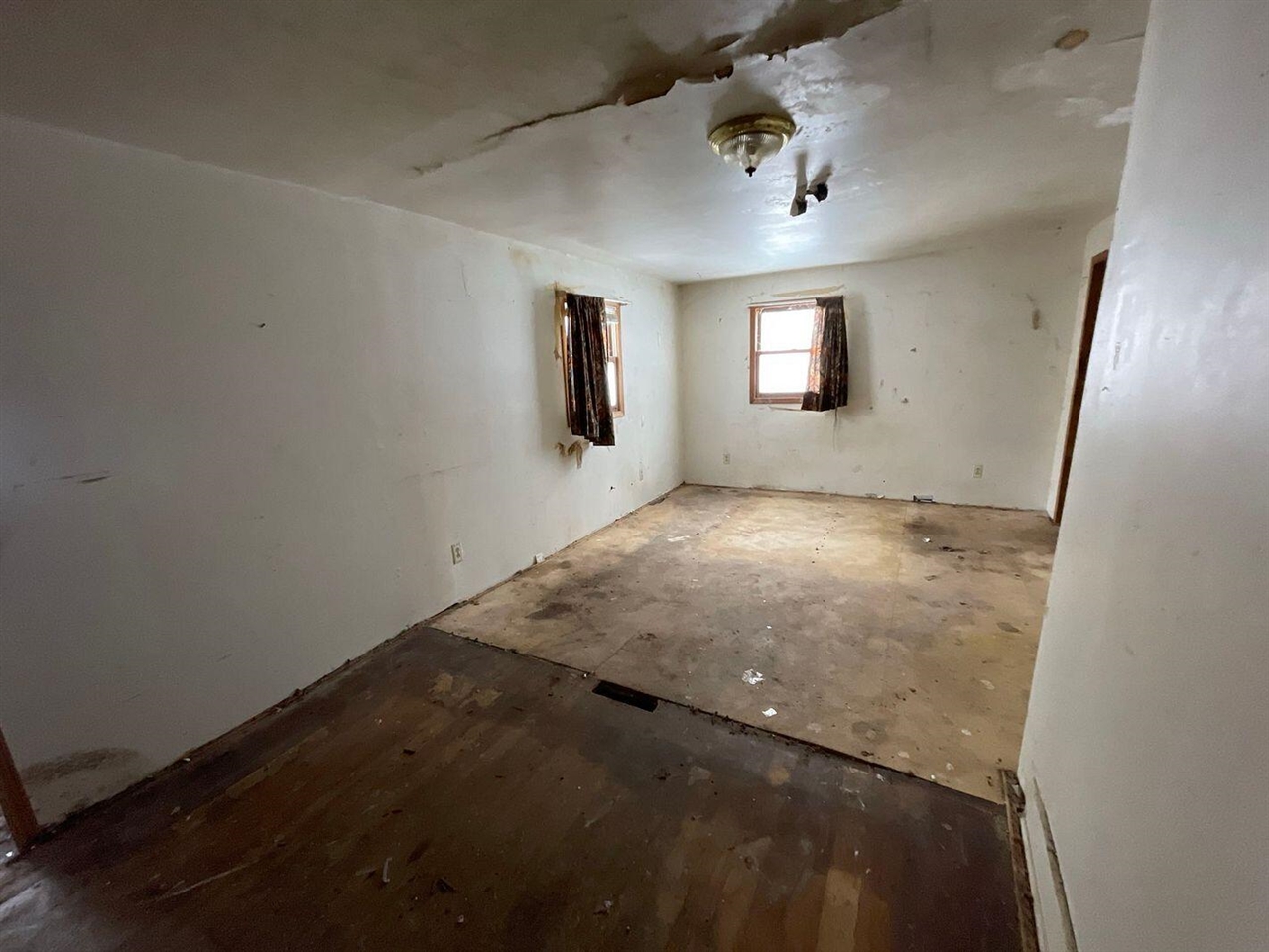 320 Lutzke Road Saginaw, MI 48609 - Photo 8 of 53