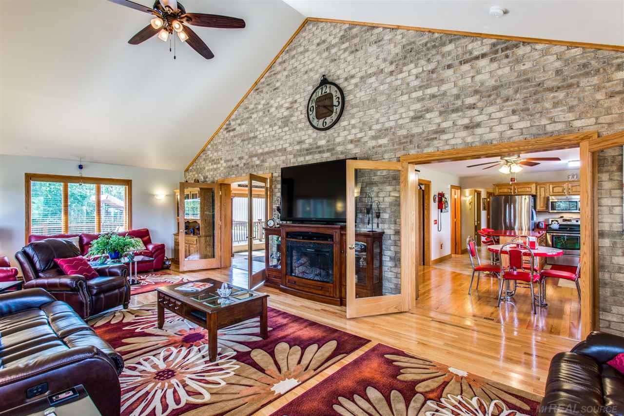 4805 Lakeshore Road Deckerville, MI 48427 - Photo 33 of 50