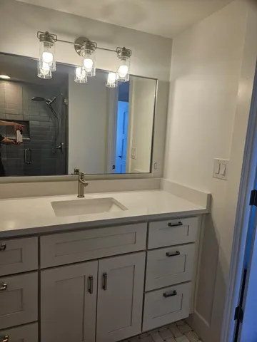 $1,995 | 14 Lockwood Drive, Unit 5K, Charleston, SC 29401