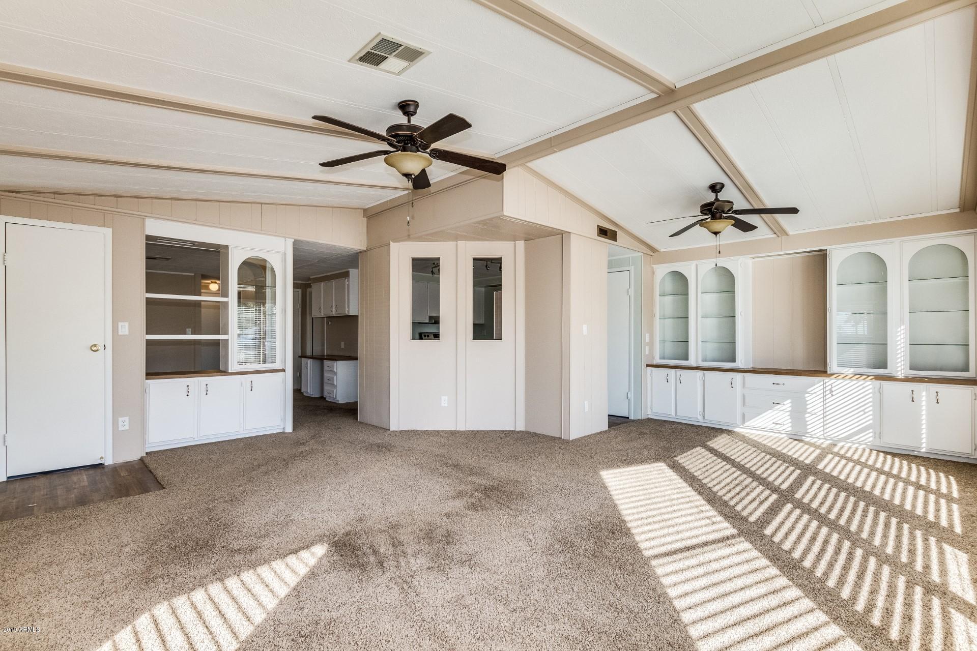 2360 South Descanso Road Apache Junction, AZ 85119 - Photo 4 of 22 Great Built-ins