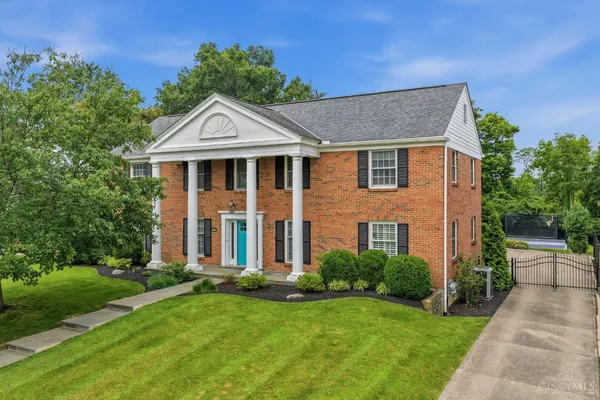 $918,000 | 8709 Sturbridge Drive, Cincinnati, OH 45236