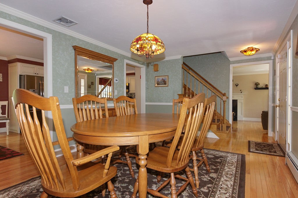 8 Yew Street Douglas, MA 01516 - Photo 15 of 30