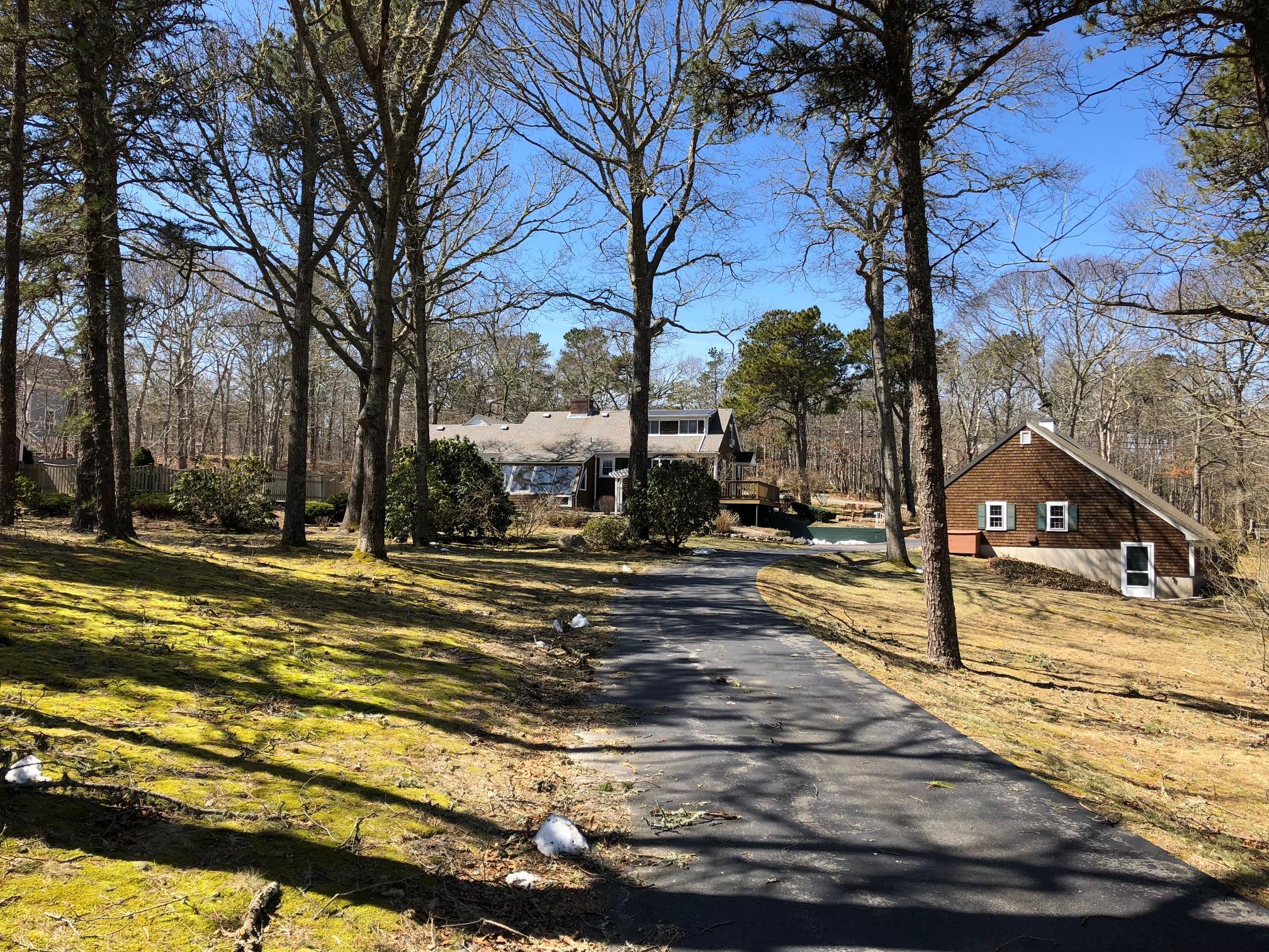 63 Harwich Road Orleans, MA 02653 - Photo 2 of 27 IMG_3837
