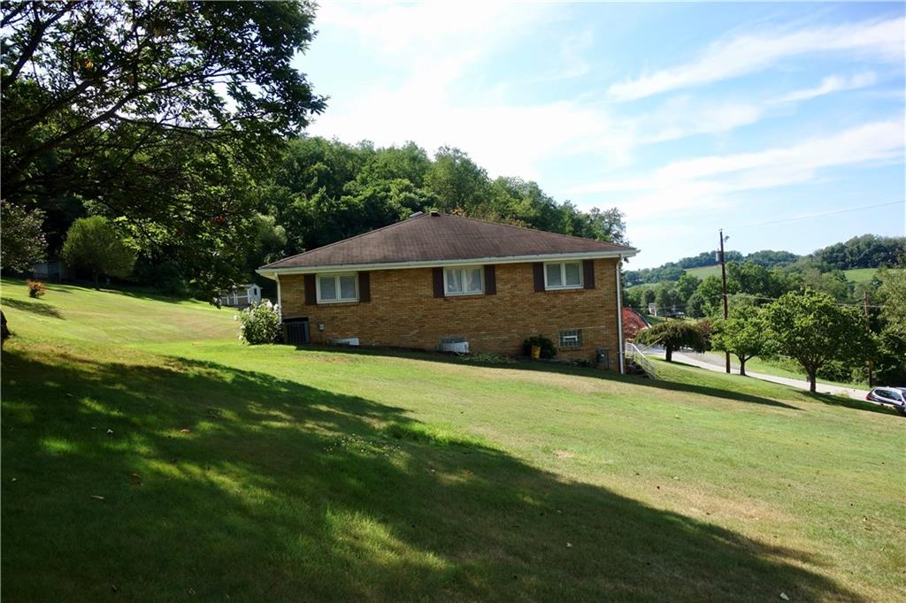 865 Davis School Road Washington, PA 15301 - Photo 15 of 24 Gallery Image 15