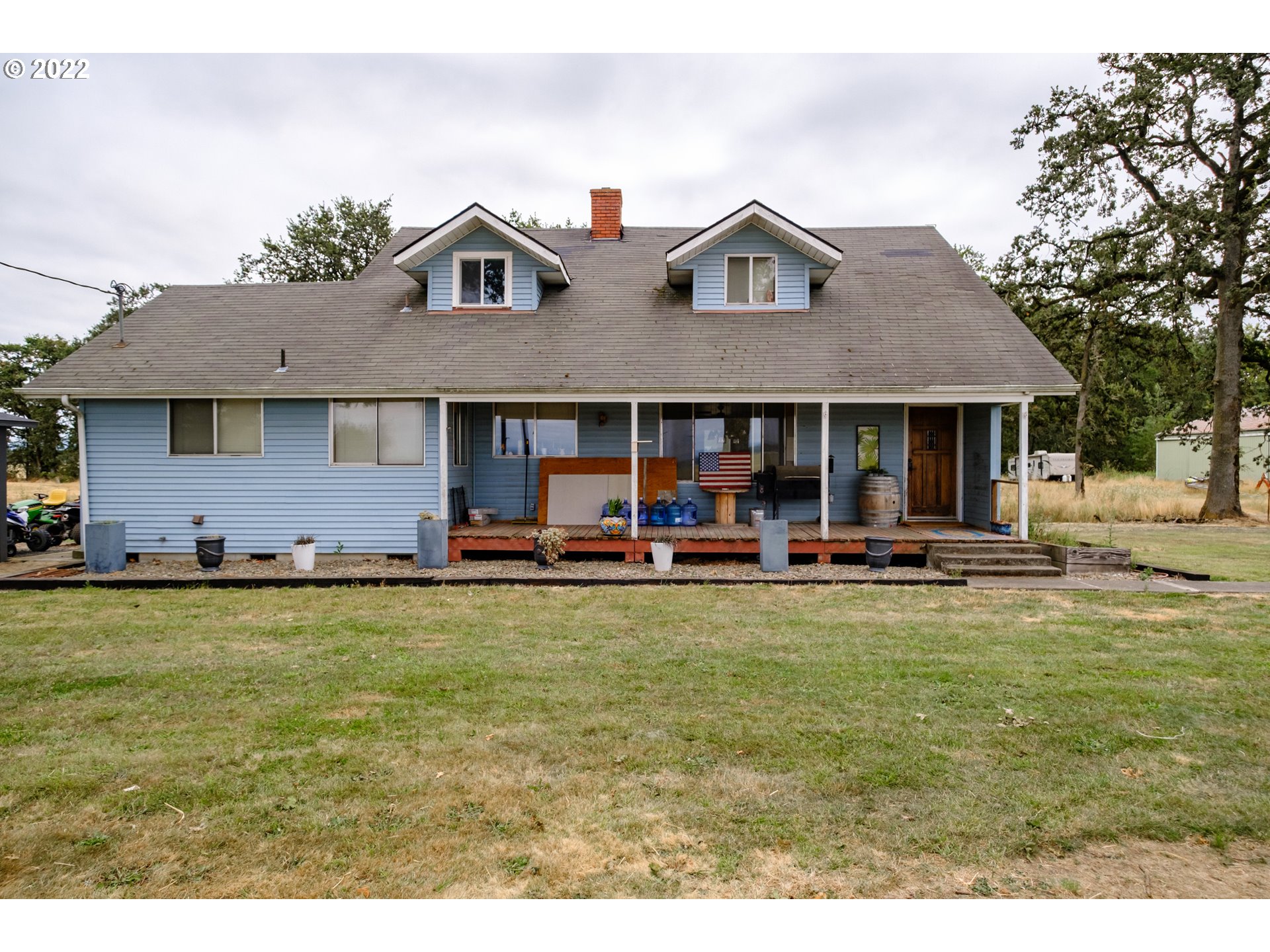 22141 Powerline Road Harrisburg, OR 97446 - Photo 2 of 27 Porch