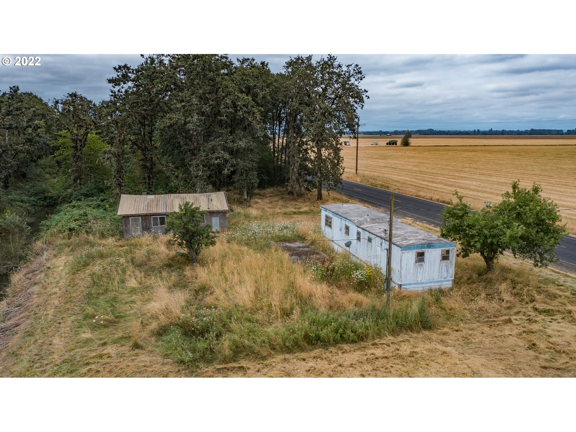 22141 Powerline Road Harrisburg, OR 97446 - Photo 24 of 27 Mobile Home