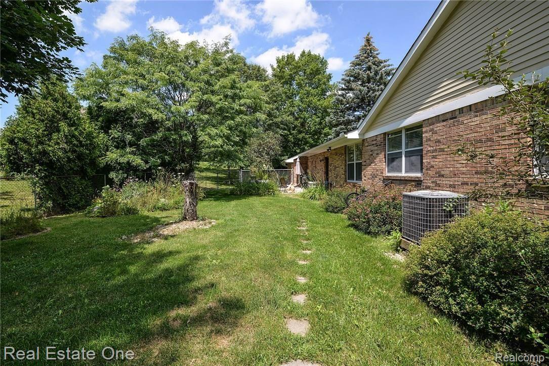 1343 Lone Tree Road Milford, MI 48380 - Photo 56 of 56 5_60.jpg
