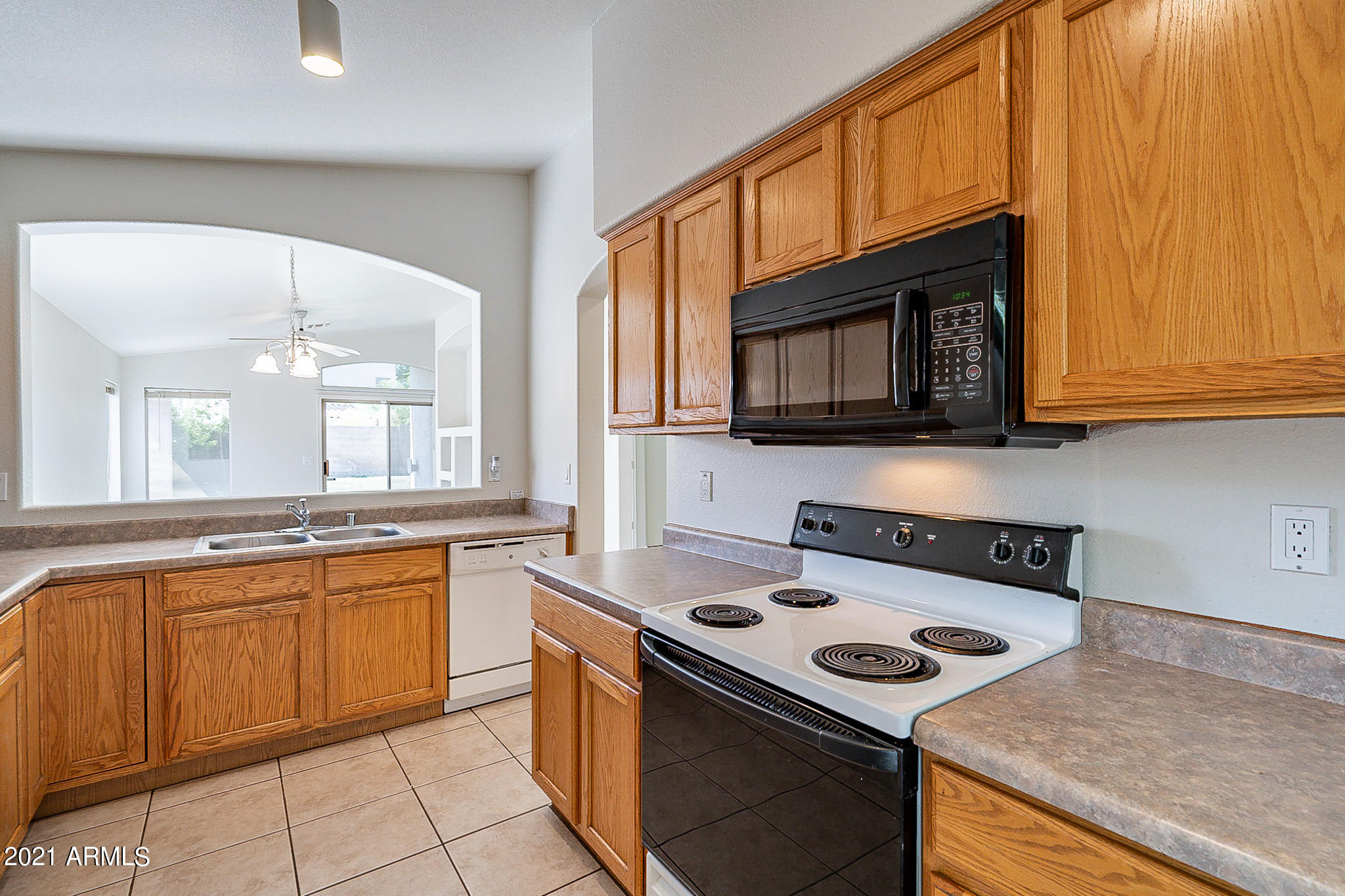 7035 West Phelps Road Peoria, AZ 85382 - Photo 13 of 32 Phelps-11