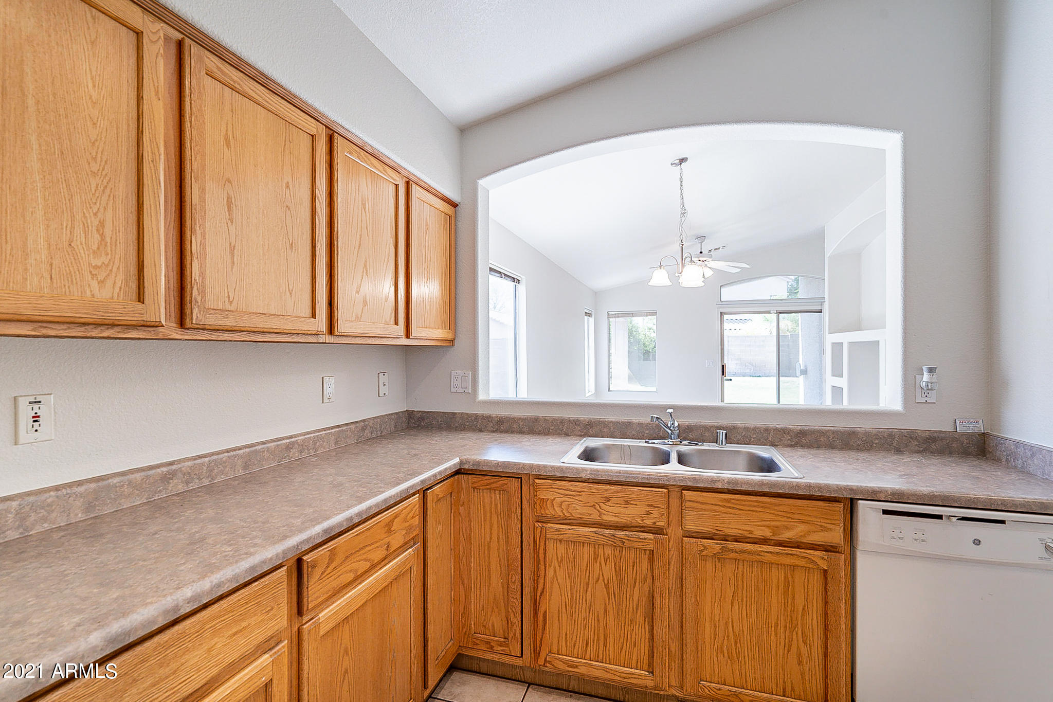 7035 West Phelps Road Peoria, AZ 85382 - Photo 14 of 32 Phelps-12