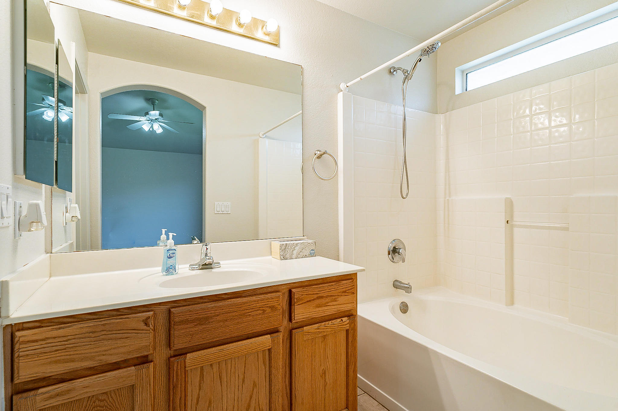 7035 West Phelps Road Peoria, AZ 85382 - Photo 19 of 32 Phelps-18