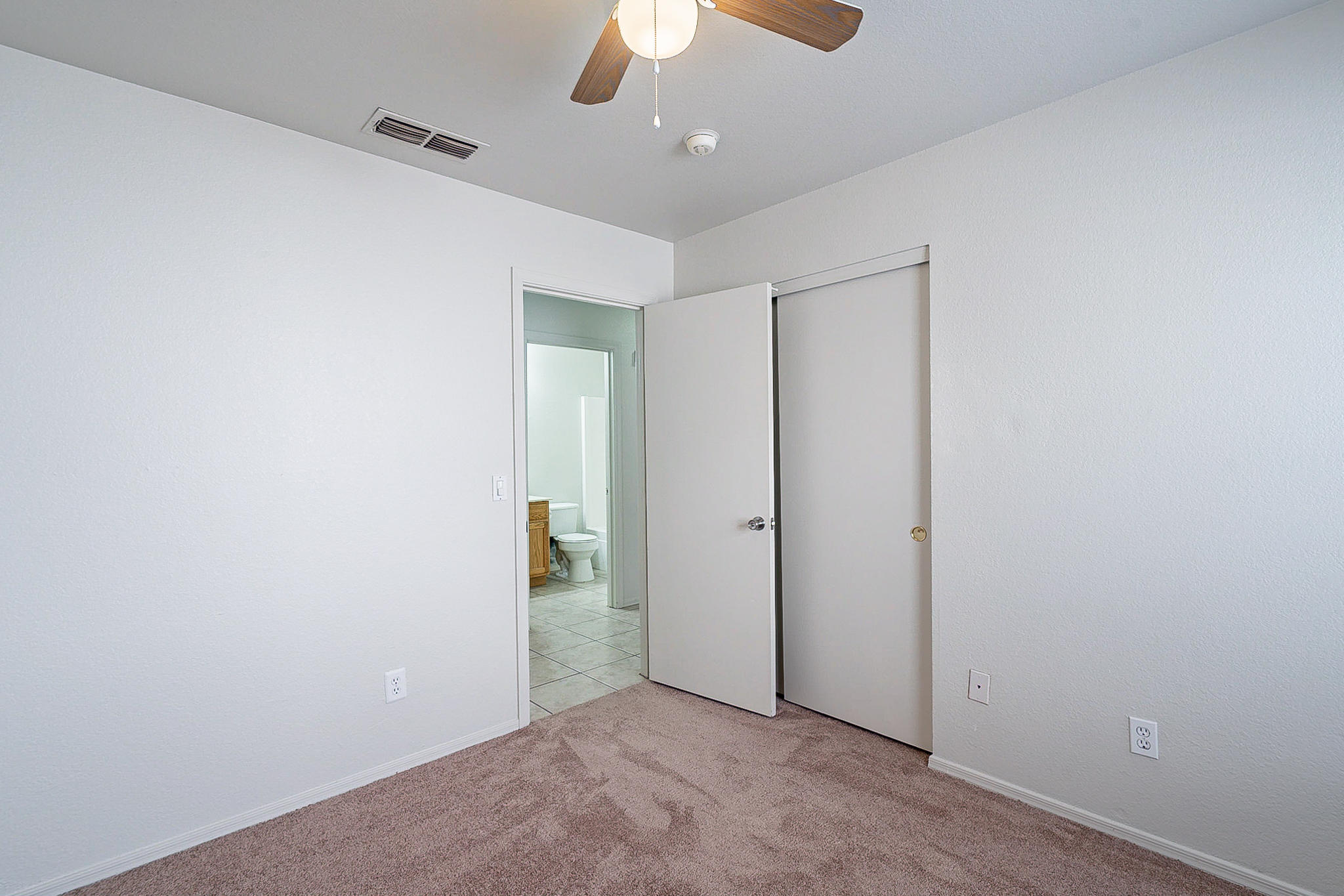 7035 West Phelps Road Peoria, AZ 85382 - Photo 22 of 32 Phelps-21