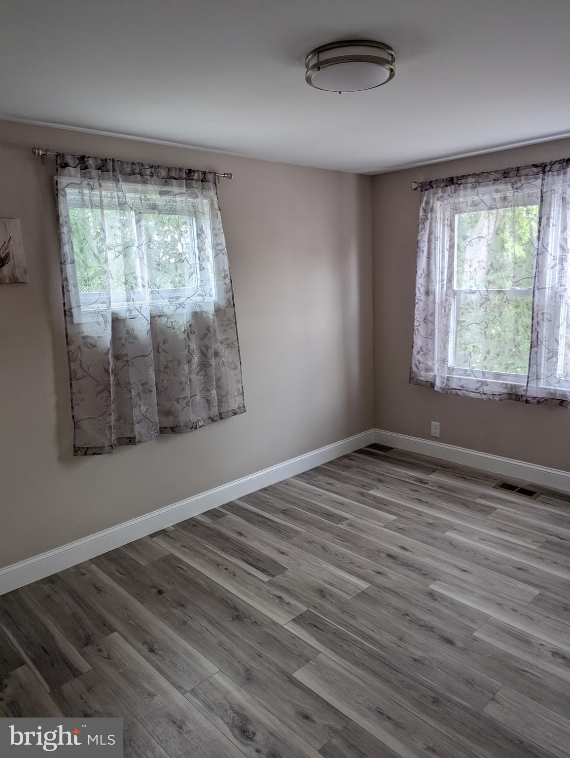 5501 Whitwood Road Baltimore, MD 21206 - Photo 11 of 30 Gallery Image 11