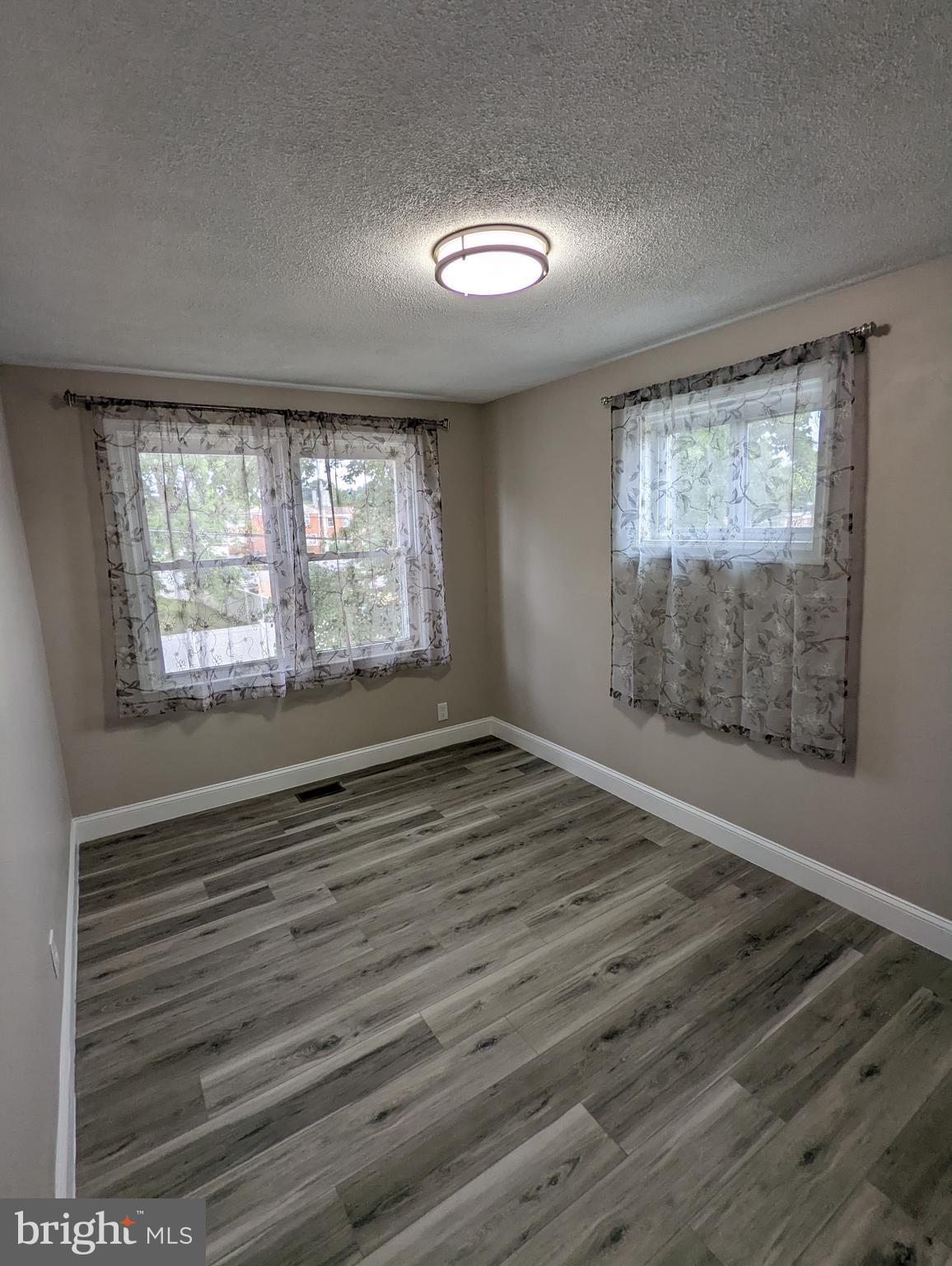 5501 Whitwood Road Baltimore, MD 21206 - Photo 10 of 30 Gallery Image 10