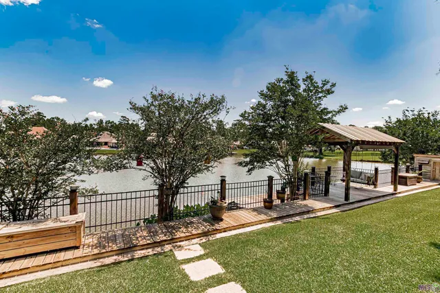 $567,000 | 18120 Manning Drive, Prairieville, LA 70769