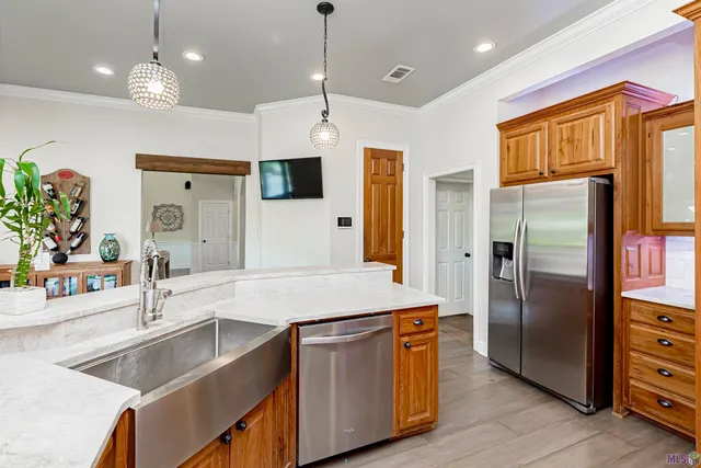 $567,000 | 18120 Manning Drive, Prairieville, LA 70769