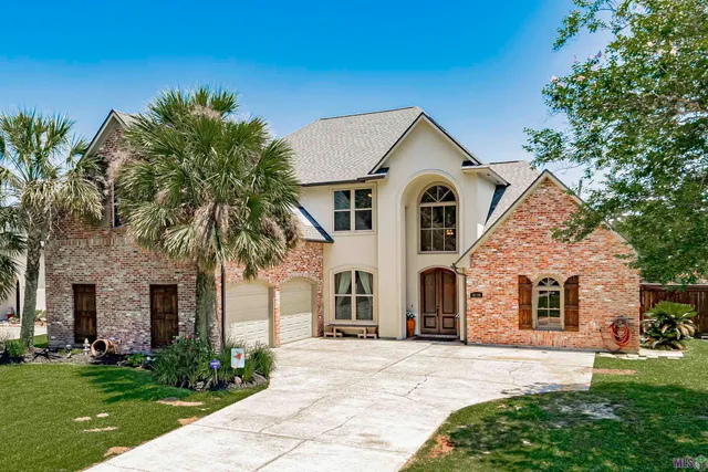$567,000 | 18120 Manning Drive, Prairieville, LA 70769