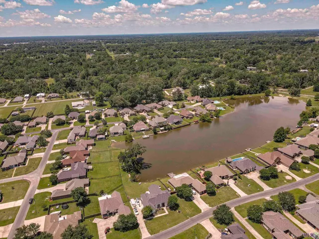 $567,000 | 18120 Manning Drive, Prairieville, LA 70769