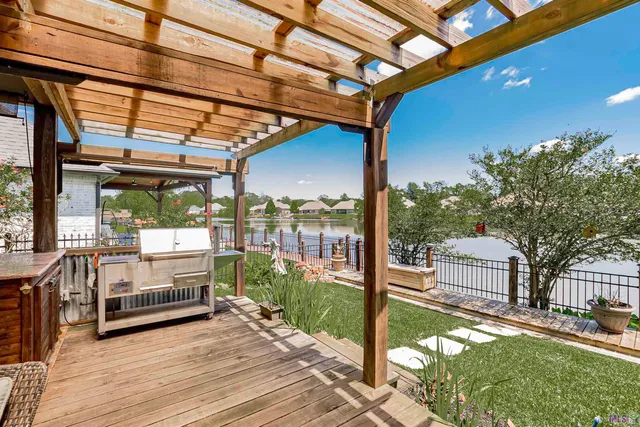 $567,000 | 18120 Manning Drive, Prairieville, LA 70769