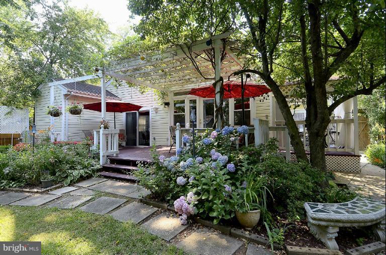6933 Oak Ridge Road Falls Church, VA 22042 - Photo 1 of 1 Exterior (General)