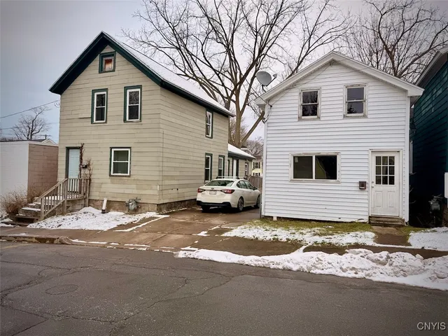 $159,900 | 7 Dublin Street, Oswego, NY 13126