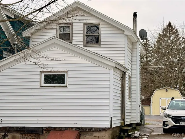 $159,900 | 7 Dublin Street, Oswego, NY 13126